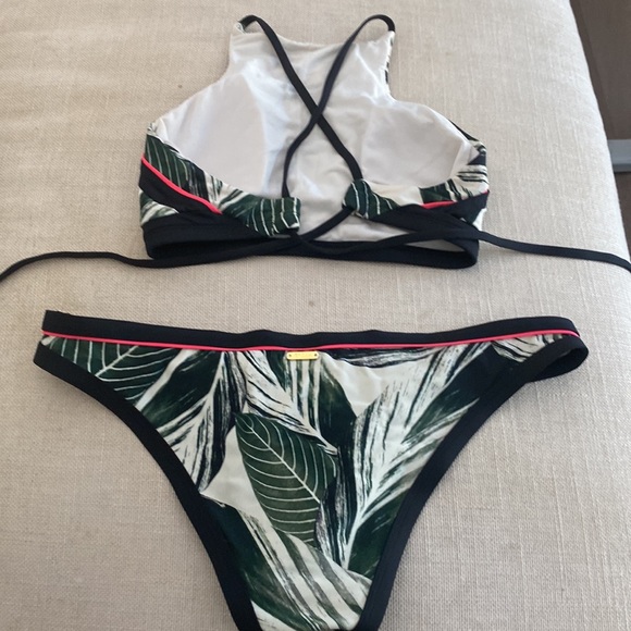 Bikini size small Eidon - Picture 3 of 3